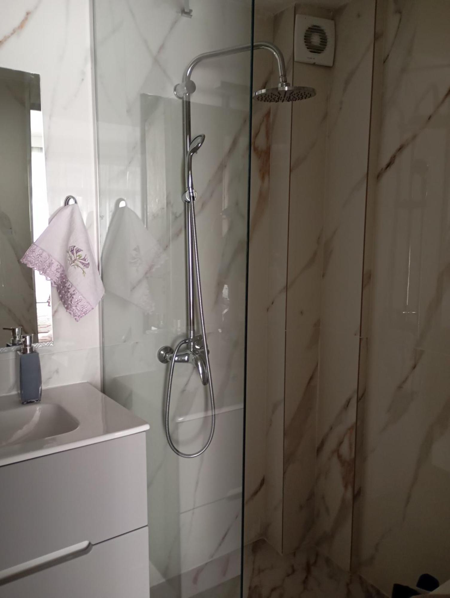 Hospitable Appartment In The Central Park, קסאנטי מראה חיצוני תמונה
