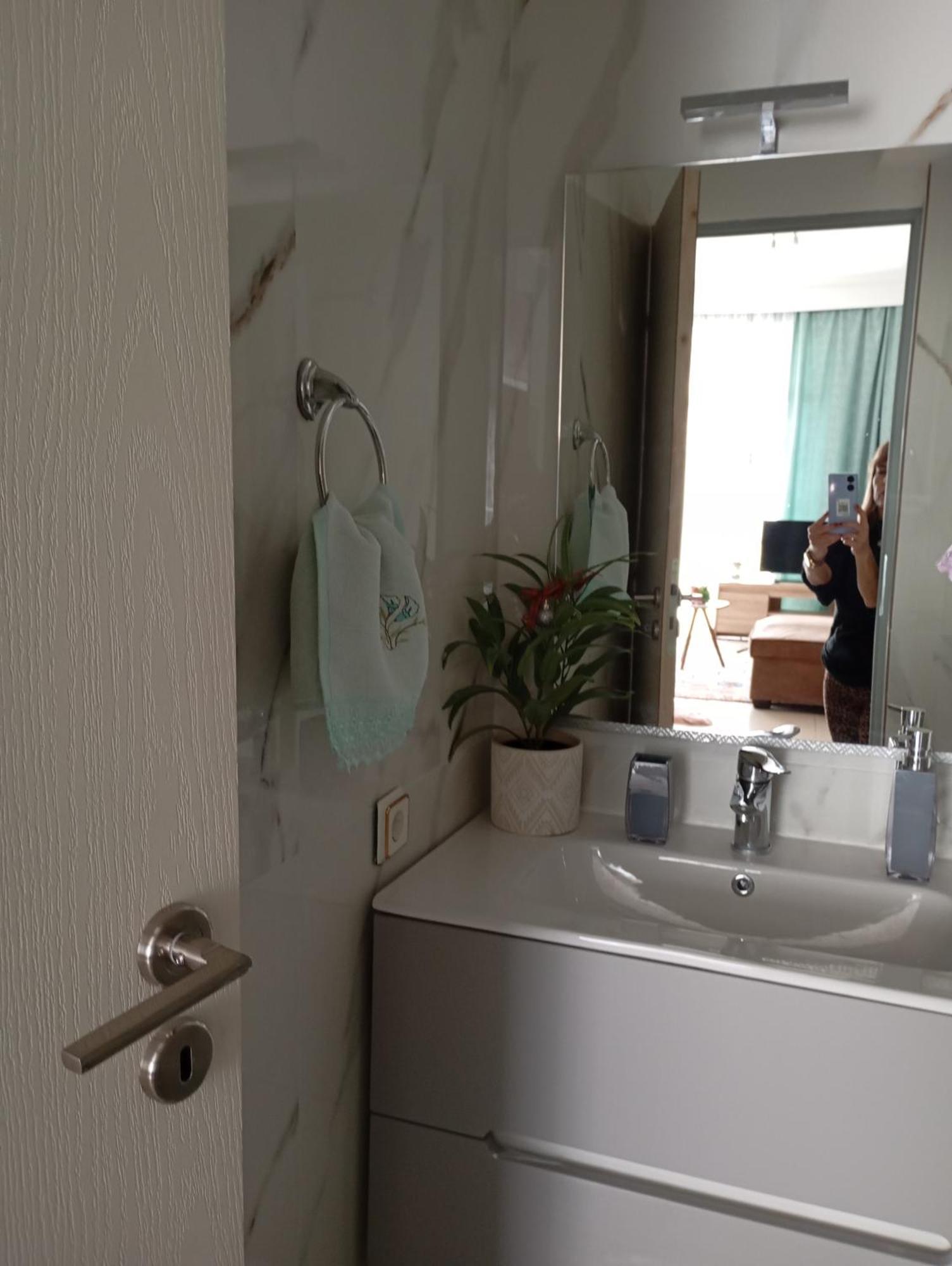 Hospitable Appartment In The Central Park, קסאנטי מראה חיצוני תמונה